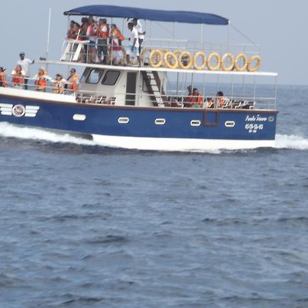 Отель Yoho Blue Lotus Guest Мирисса Экстерьер фото